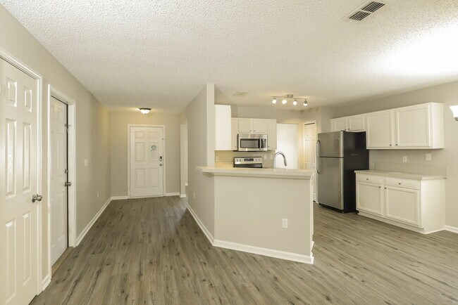 Photo - 13517 Ashford Wood Ct E