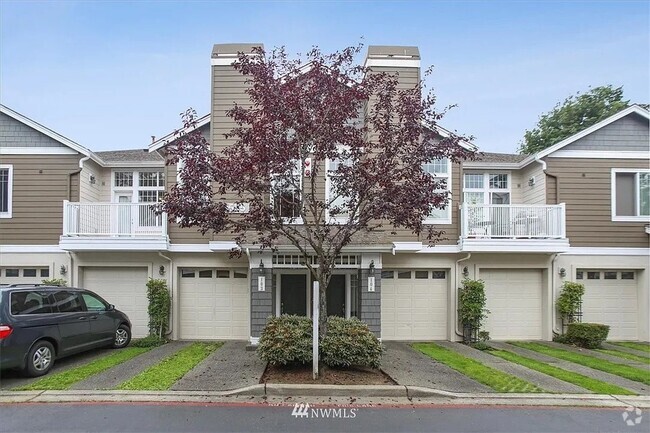 Building Photo - Stylish Townhouse-Style Condo in Renton Hi... Unit 103