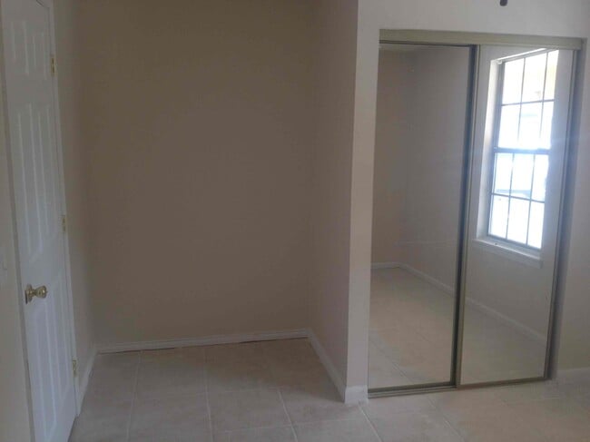 Photo - 6415 Sable Woods Dr E