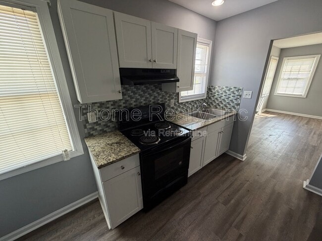 Photo - 700 Pinehaven Dr