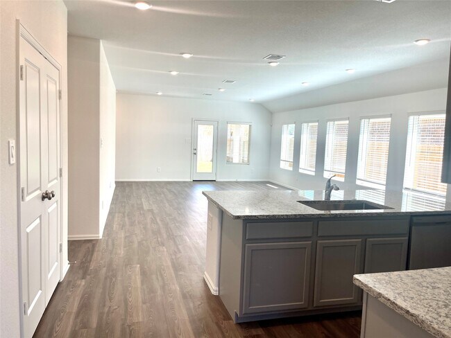 Photo - 17477 Rosewood Manor Ln