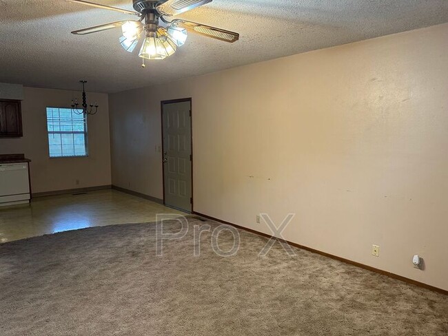 Photo - 705 N Rouse St