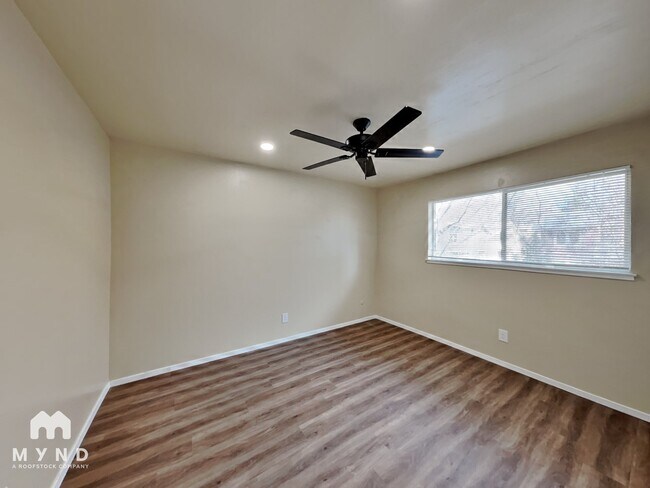 Photo - 2516 I St Unit 7