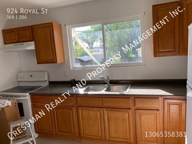 Photo - 2 Bedroom Main Floor Unit in Rosemont
