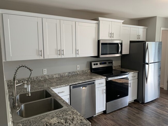 Westgate Apartments - Westgate Apartments