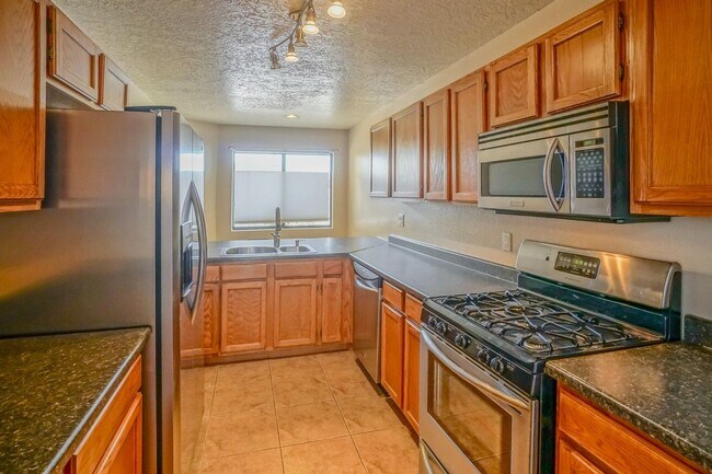 Photo - Amazing 3 bed 2 bath NE Heights Townhome