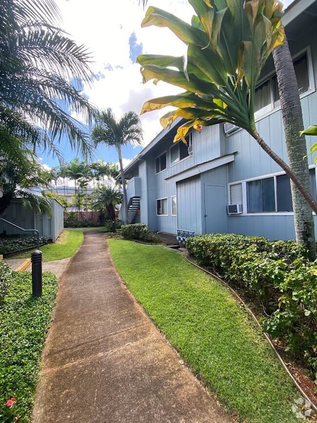 Building Photo - Waipio Kuola Rainbow Series 2 bedroom, 1 b... Rental