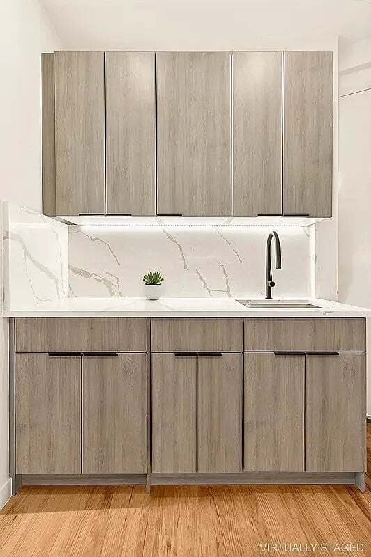 Photo - 75 Thompson St Unit 7