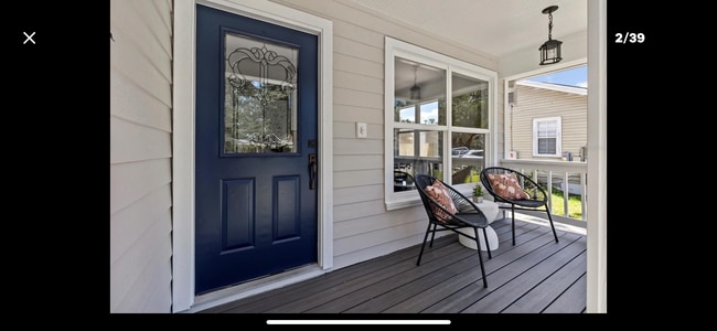 Photo - 325 W Haya St