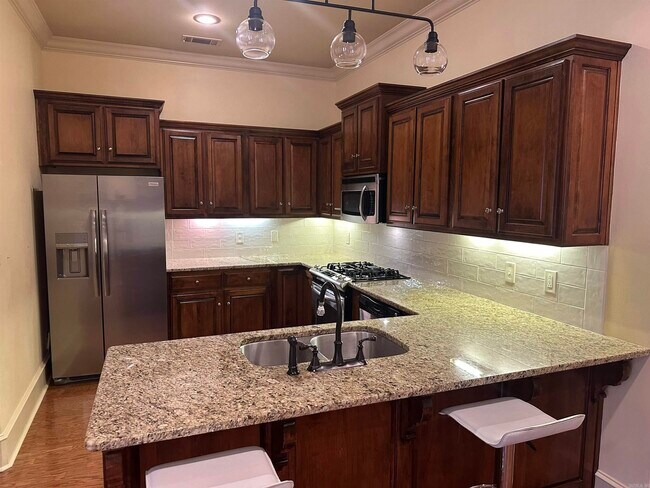 Photo - 4404 Montgomery Rd