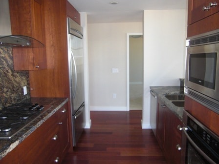 Building Photo - Electra! Spectacular Water and City views ...