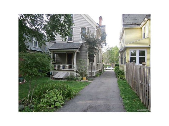 Photo - 256 Bryant St