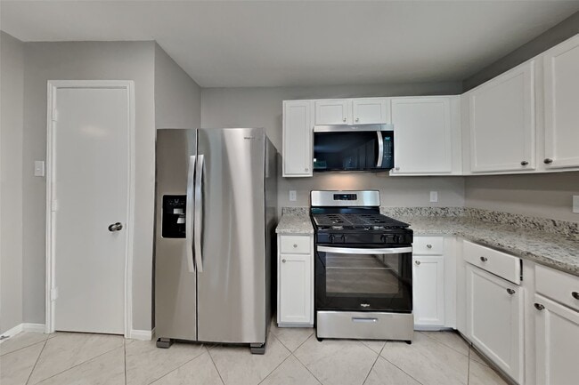 Photo - 4959 Sentry Woods Ln