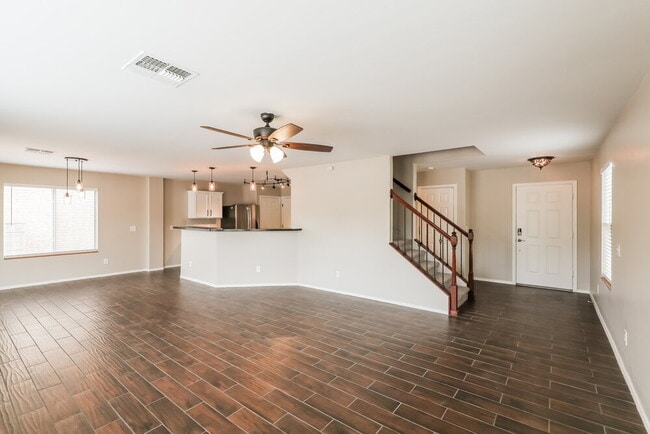 Photo - 6907 S Goshawk Dr