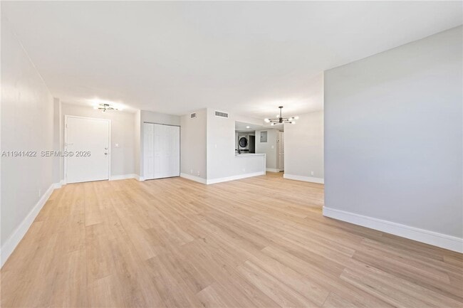 Photo - 1600 SE 15th St Unit 313