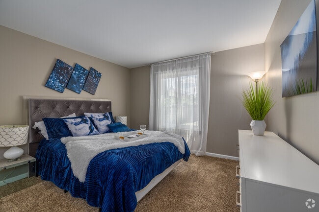 2BD, 1BA - Bedroom 2