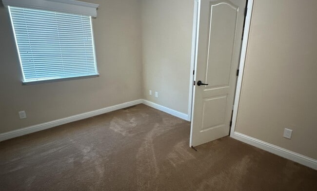 Photo - 10305 Gray Rd