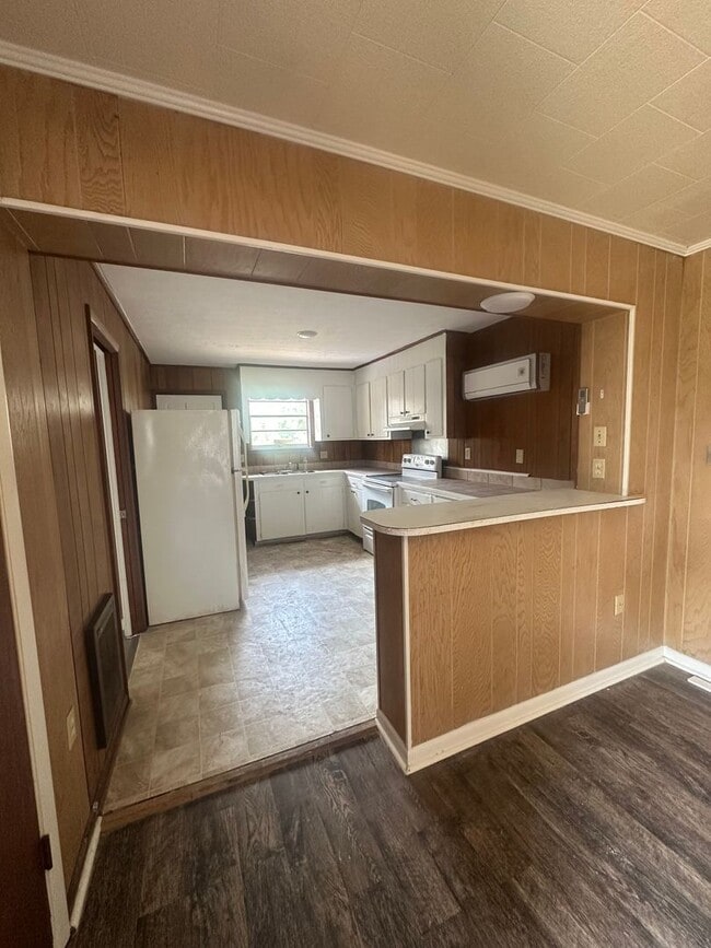 Photo - 1 Bed/1 Bath House