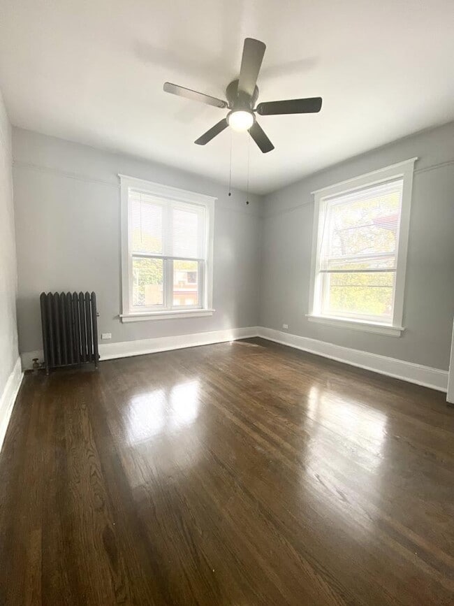 Photo - 1251 W Rosemont Ave Unit 3