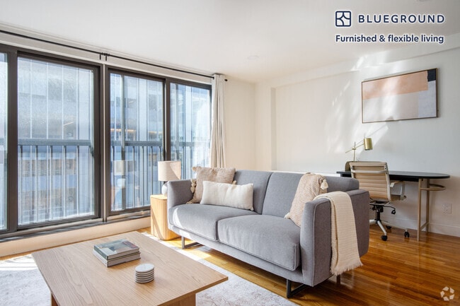 Building Photo - 123 E 54th St Rental