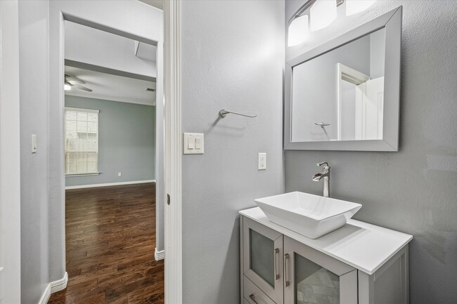 Photo - 1735 Sylvia Springs Ln