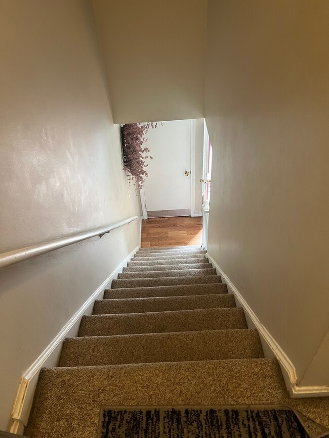 Photo - 27 Intervale St