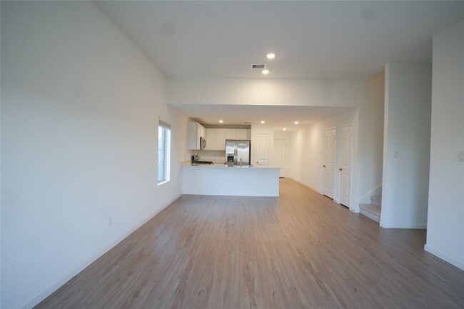 Photo - 3210 Spanish Oak Ln