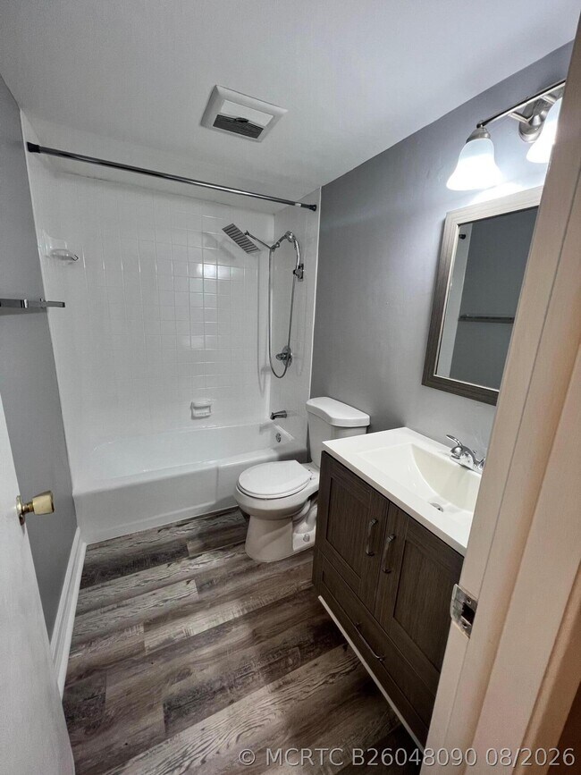 Photo - 1340 NE 28th Ave Unit 243