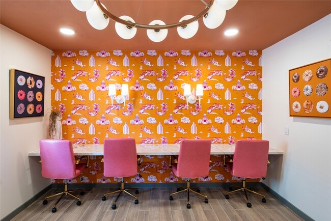 Photo - 1200 W Koenig Ln