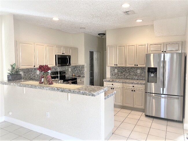 Photo - 14300 SW 159th Pl