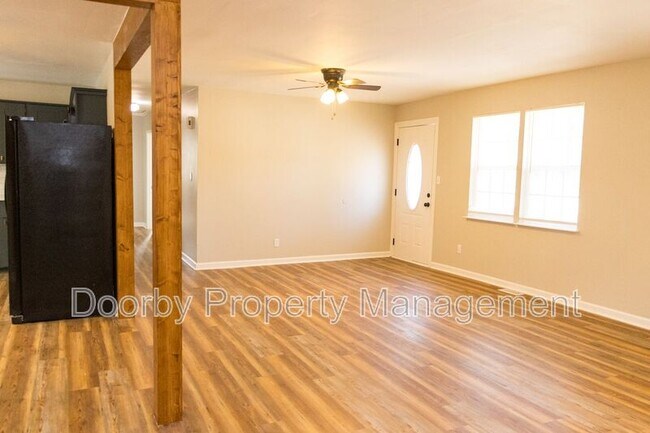 Photo - 415 Glenn St Unit A