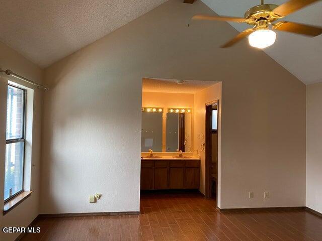 Photo - 11528 Bobby Fuller Dr