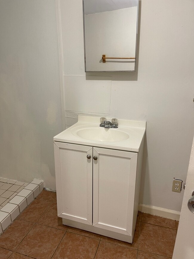 Photo - 1200 E 26th St Unidad 1