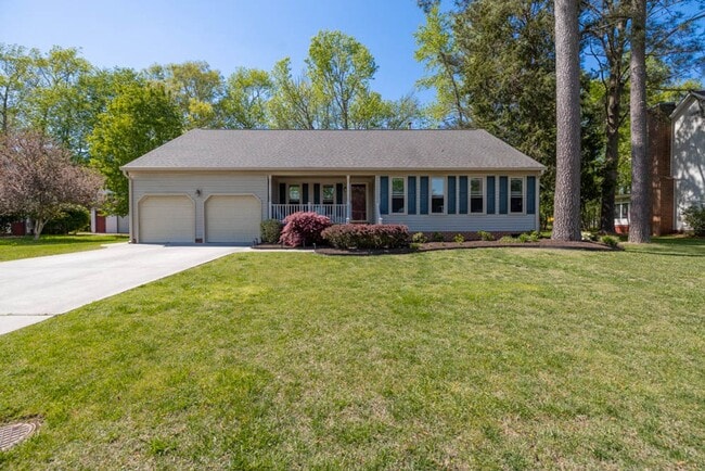 Building Photo - Beautiful single story ranch for rent in Chesapeake!
