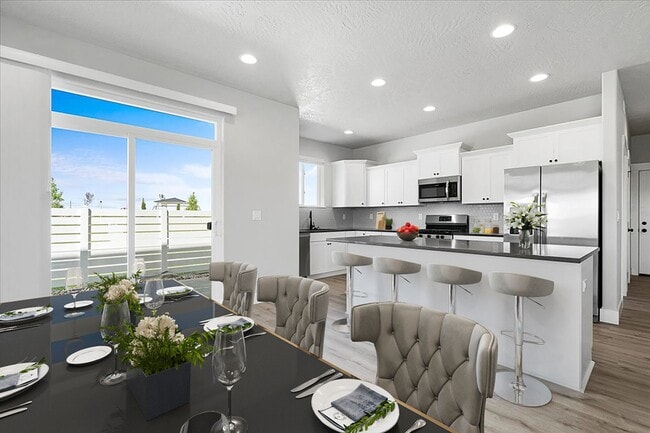 Photo - 5-bedroom, 3-bedroom single family home!