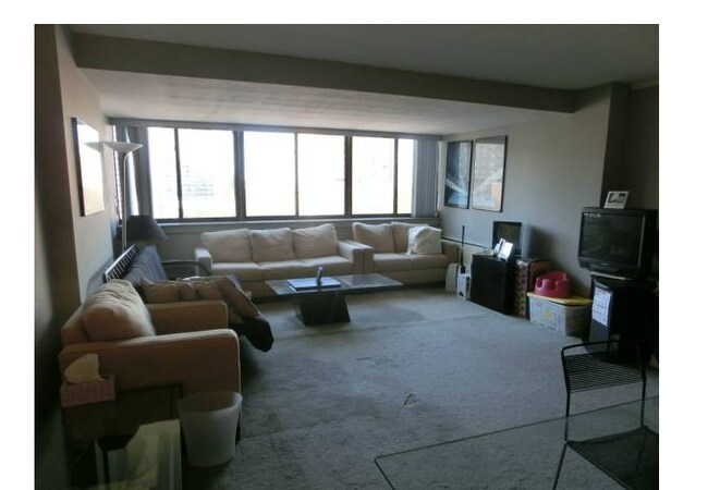 Photo - 9 Hawthorne Pl Unit 6C