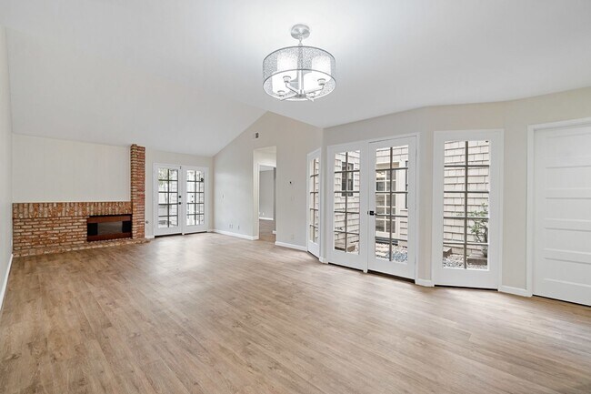 Photo - San Diego Desirable Del Cerro - Two Weeks Free - 3 bed / 2 bath Attached Home w Garage, Patio, an... Unit B