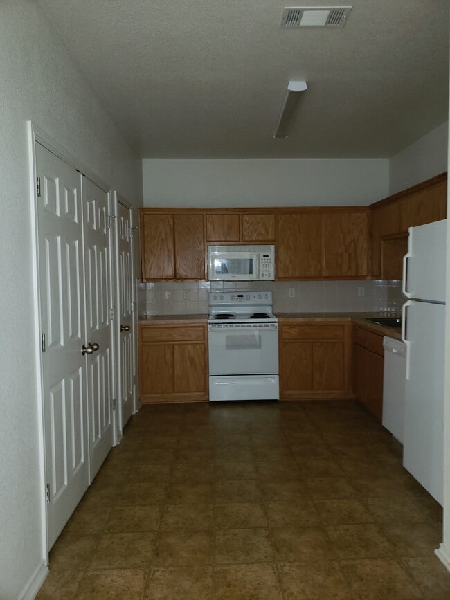2810 Ashley Dr Unit 2810