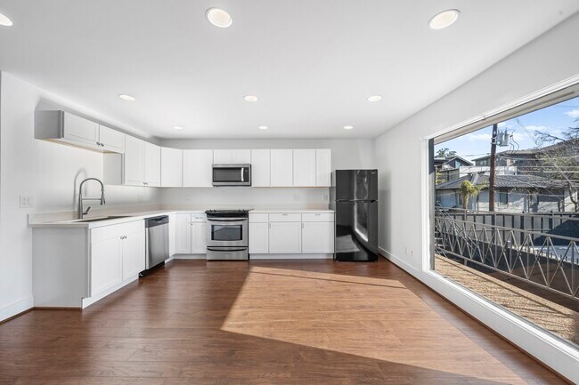 Photo - 234 Westheimer Rd