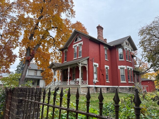 Photo - 500 Stuart Ave Unit 4