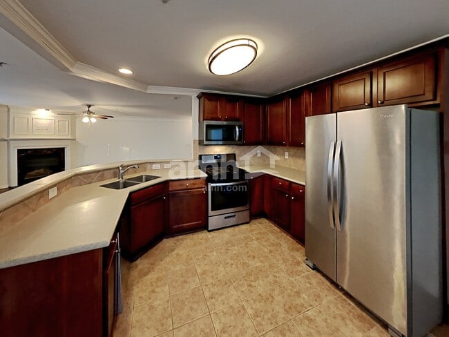 Photo - 325 Balaban Cir