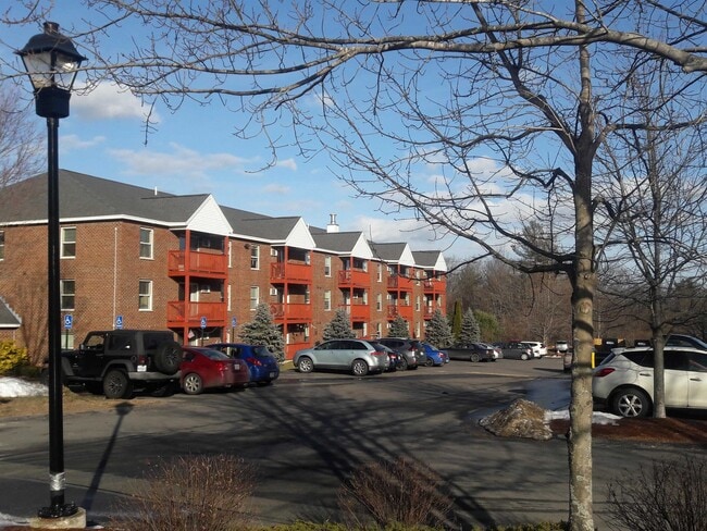 Photo - 95 Powers St Unidad 45