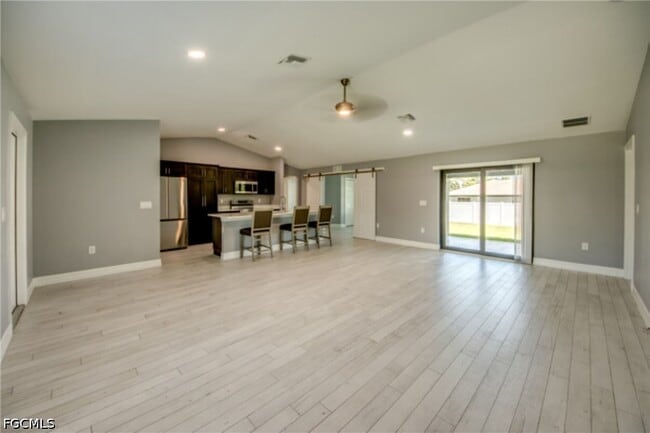 Photo - 12866 Iona Rd