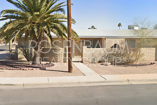 Photo - Charming and Cozy 2-bedrooms, 1.5-baths ho... Townhome
