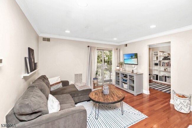 Photo - 52 Brookside Ln