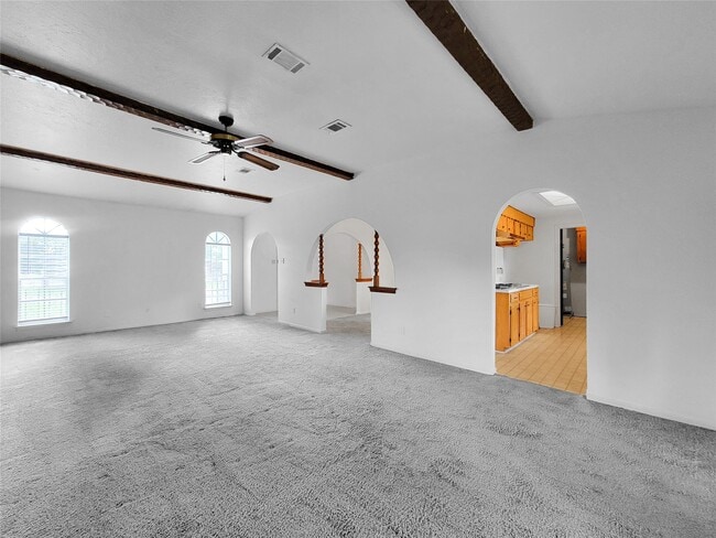 Photo - 2295 Chester St