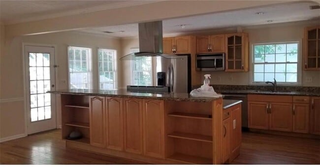 Photo - 3386 Shorelake Dr