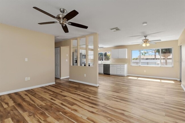 Photo - 18019 Avonsdale Cir