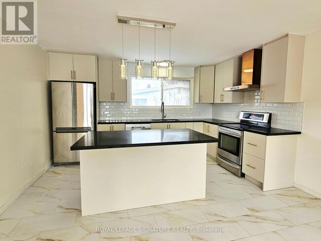 Photo - 38 Sherry Ln