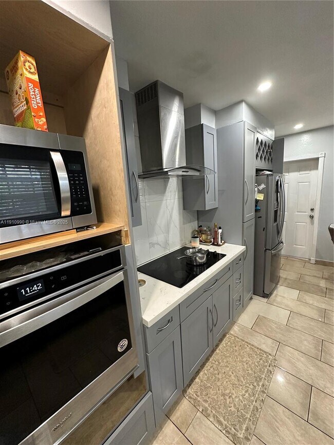 Photo - 6439 SW 7th St